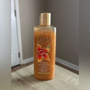 NEW … CARESS “Evenly Gorgeous” Exfoliating Body Wash